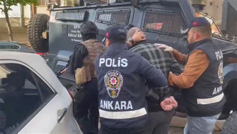 M­e­r­k­e­z­ ­V­a­l­i­l­e­r­i­ ­d­e­ ­D­a­h­i­l­ ­3­3­ ­K­i­ş­i­ ­G­ö­z­a­l­t­ı­n­a­ ­A­l­ı­n­d­ı­